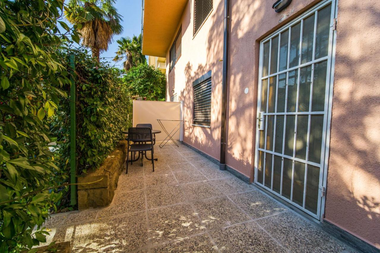 Apartments Stella Portoroz Bagian luar foto