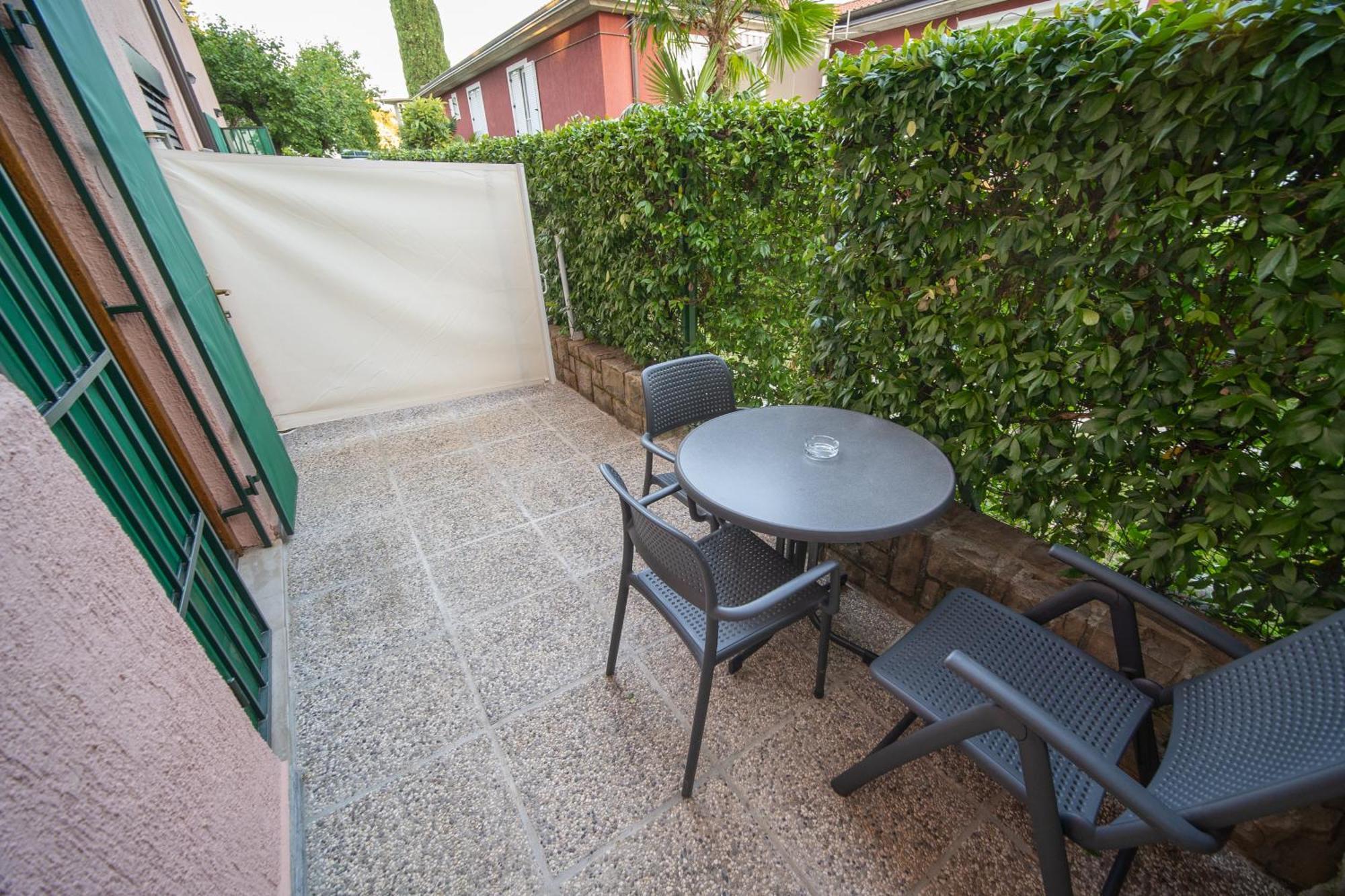 Apartments Stella Portoroz Bagian luar foto